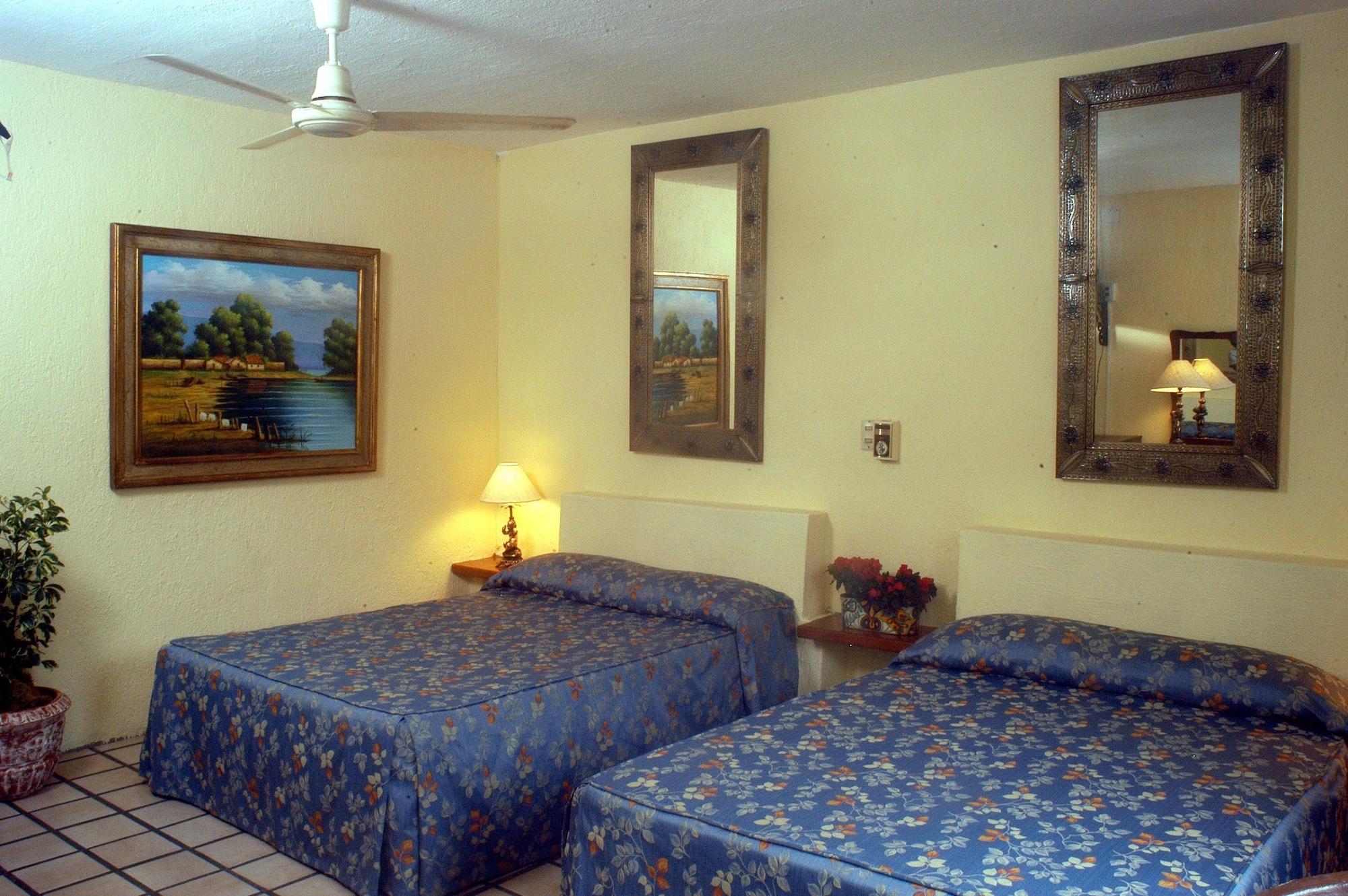 Hotel Mercurio - Gay Friendly Puerto Vallarta Bagian luar foto